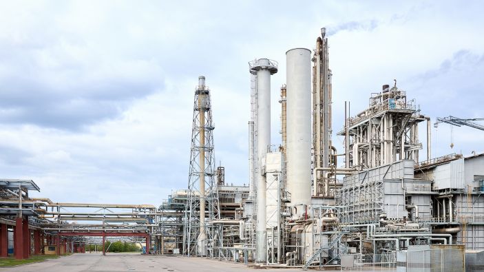 Emerging role of blue and green ammonia in decarbonisation