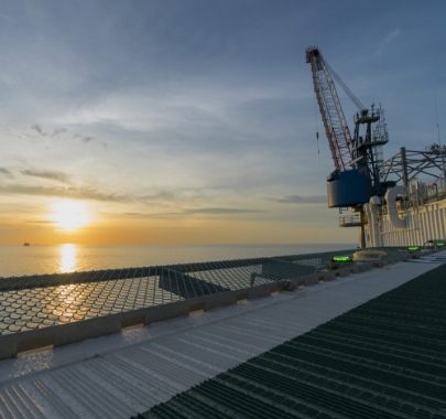 Image of a rig from the shore