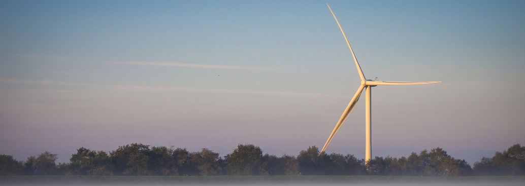 Wind turbine on land